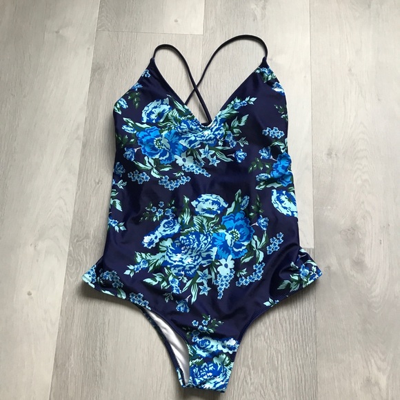 Ekouaer Other - EKOUAER BLUE FLORAL SWIMSUIT CRISS CROSS BACK WOMENS LARGE
